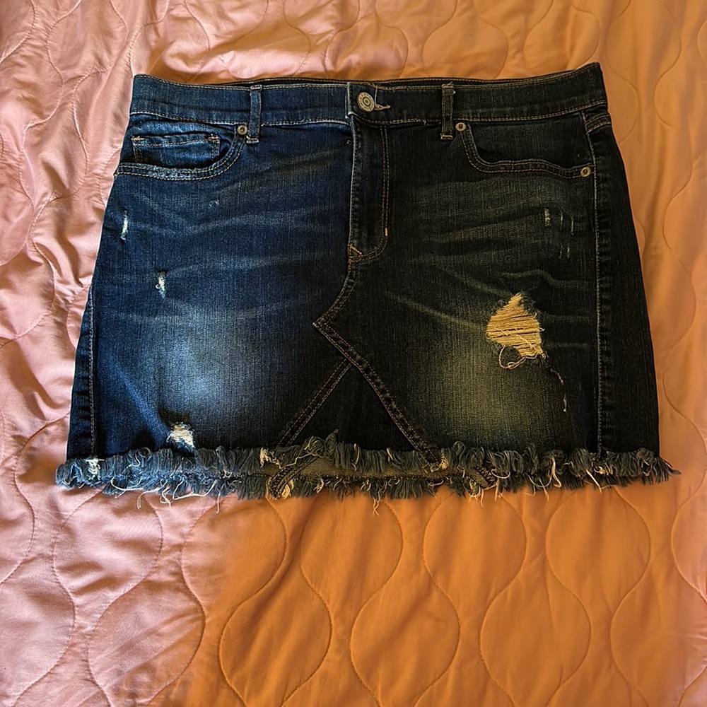 Express Distressed Dark Wash Denim Skirt Size 12 (EUC)